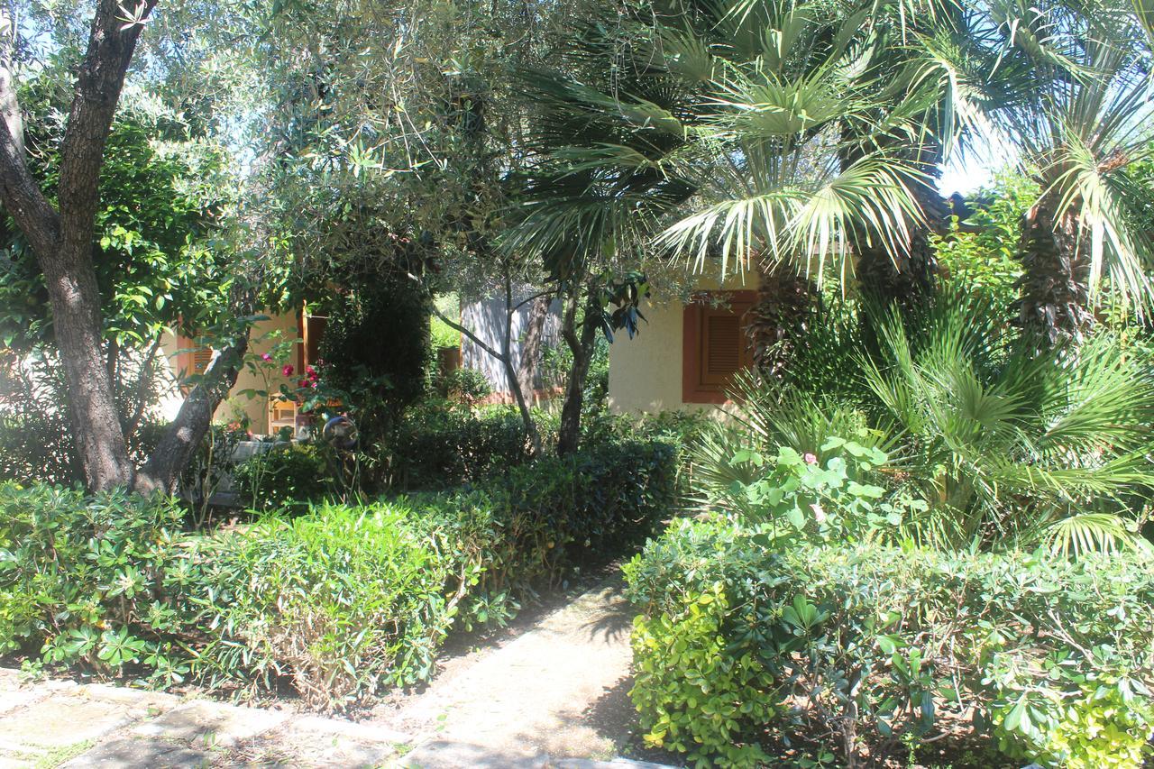 Residence Giardino Vieste Bagian luar foto